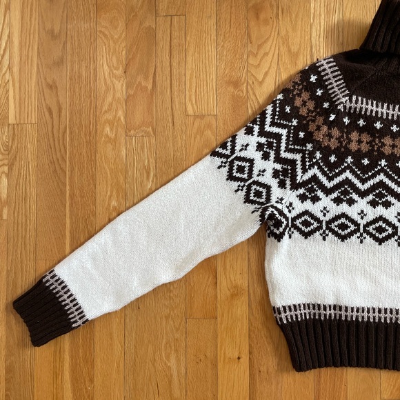 American Eagle Fairisle Turtleneck Sweater - Picture 7 of 13